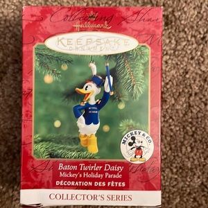 Hallmark ornament, baton, twirler, Daisy, Mickey’s holiday parade